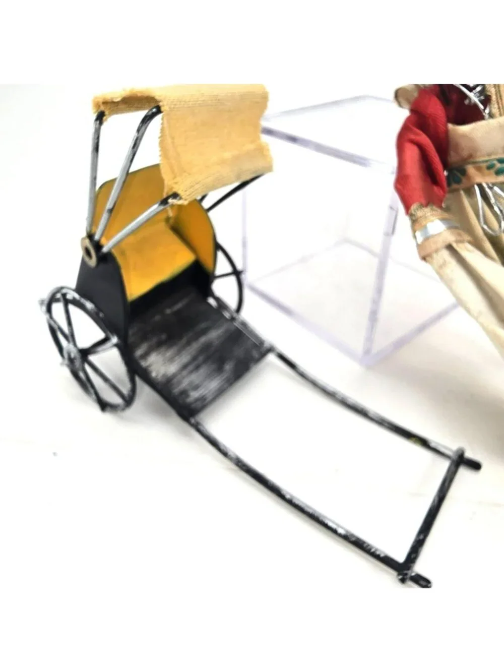 Vintage Japanese Geisha Doll With Rickshaw Figurine Set JE307